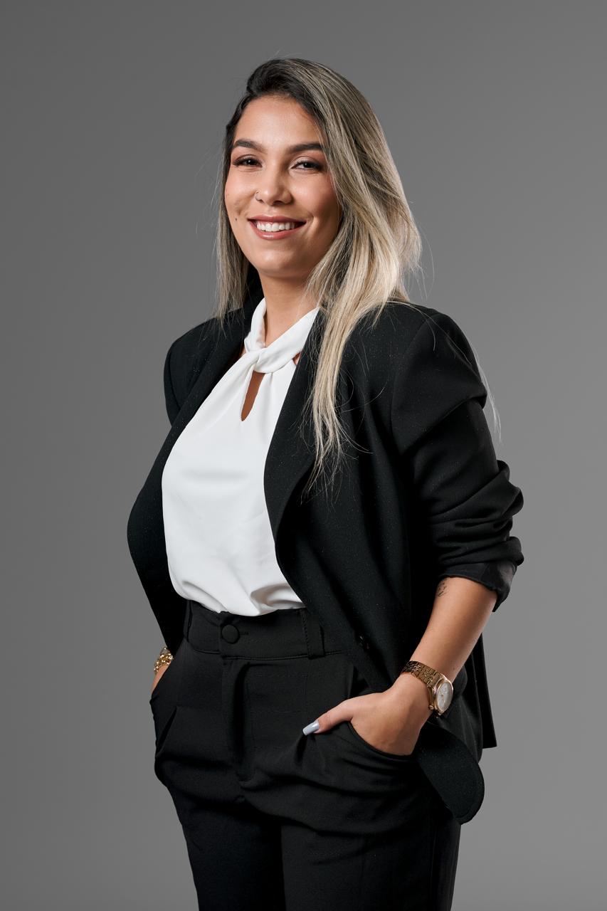 Laura Letícia Grandizoli Lima Bogajo, advogada fundadora da Advocacia Grandizoli